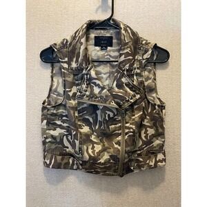 Iris Vest Girl's Medium Camo